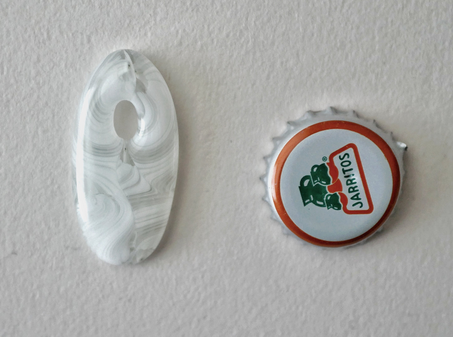 Oval Pendant: White and Clear Swirl (PENDANT ONLY)