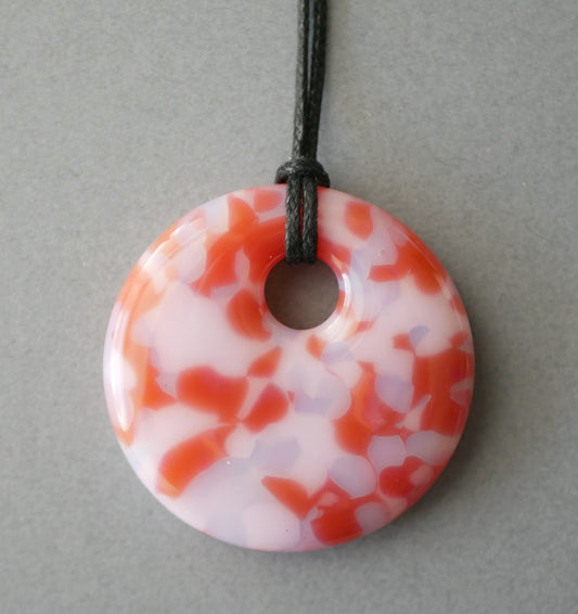 Speckled Round Pendant: Pink