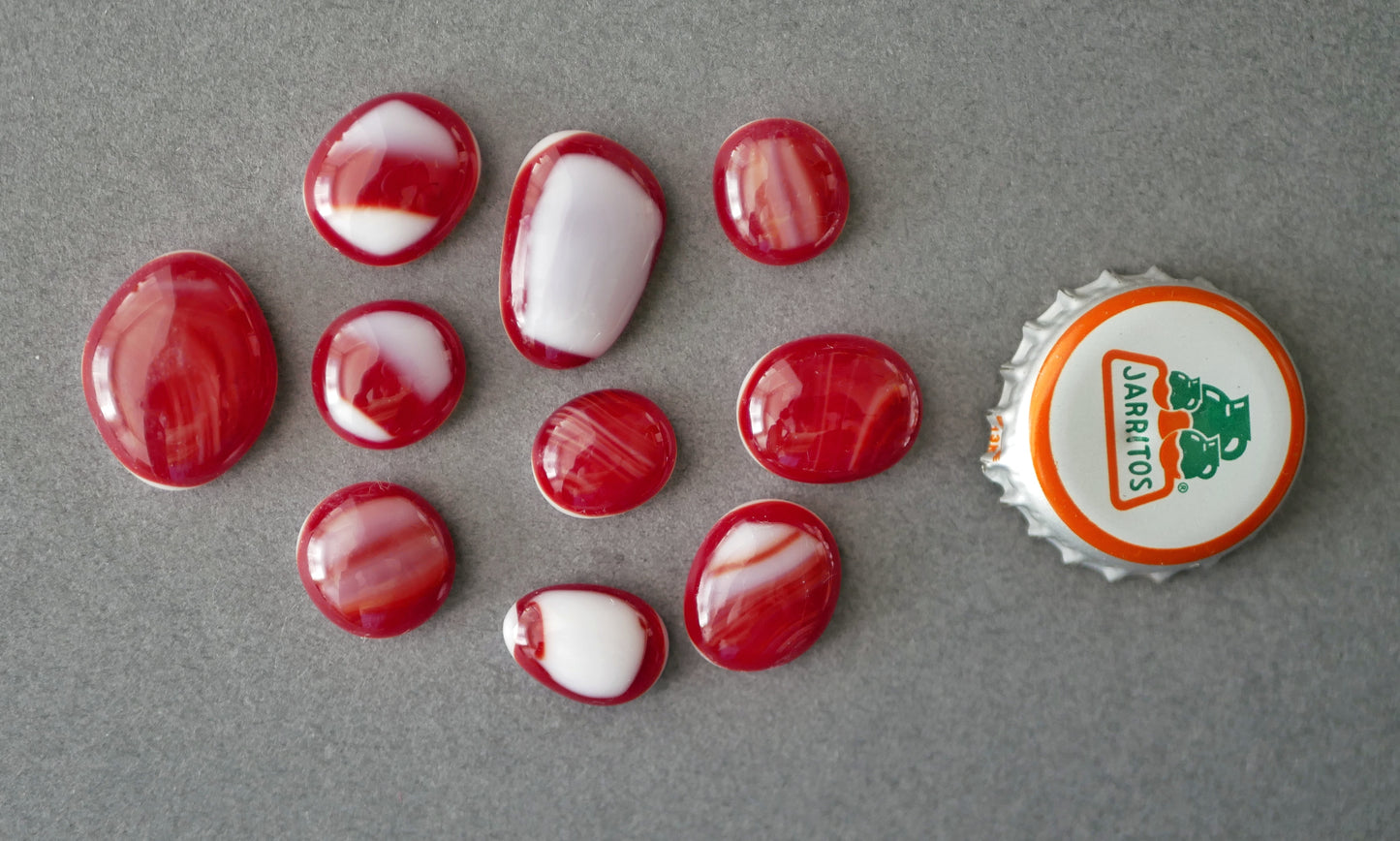 10 Red and White Tokens