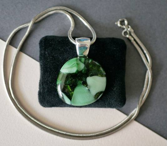 Mottled Green Pendant