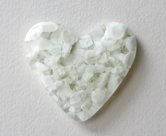 Mottled White Pocket Heart