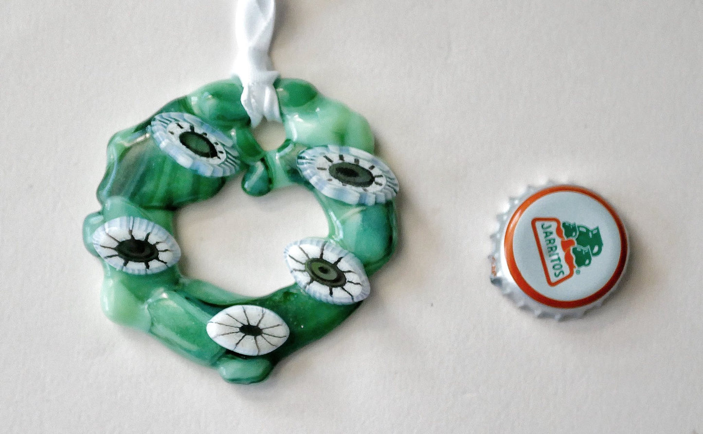 Bumpy Wreath with Lilac Eyeballs (Small)