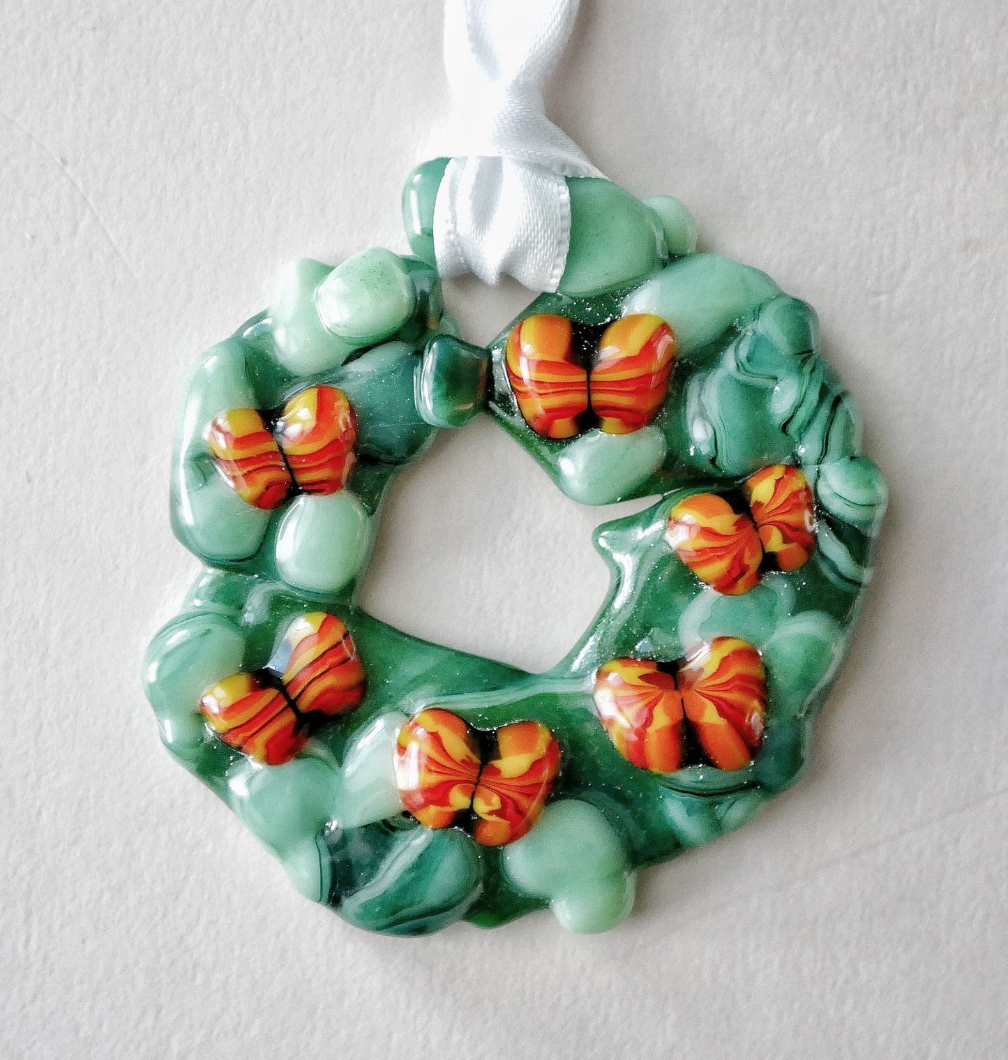 Bumpy Wreath with Butterflies (Small)