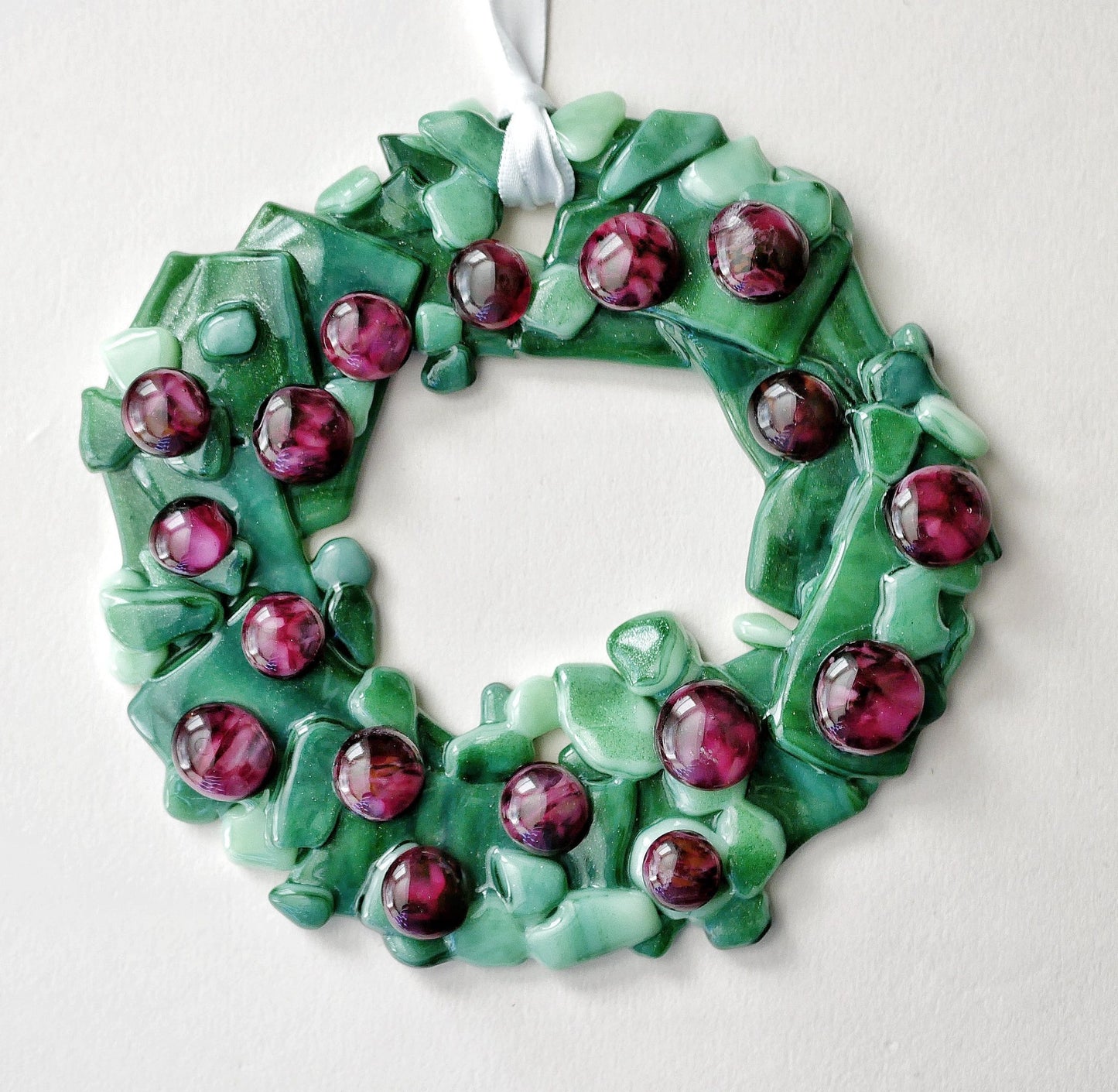 Bumpy Wreath with Dark Pink Ornaments (Large)