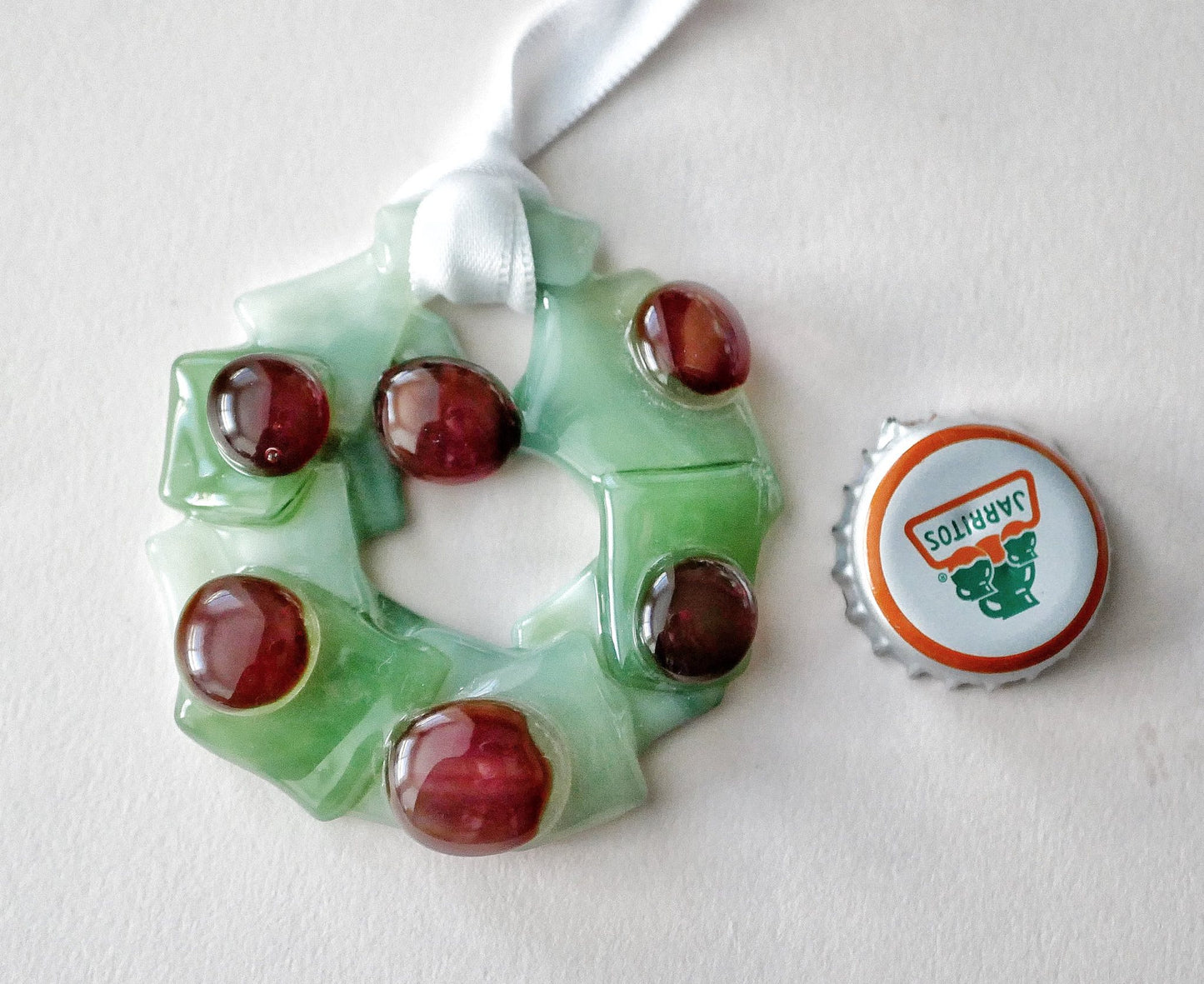 Bumpy Wreath with Red Ornaments #2 (Small)