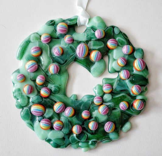 Bumpy Wreath with Rainbow Ornaments (Large)