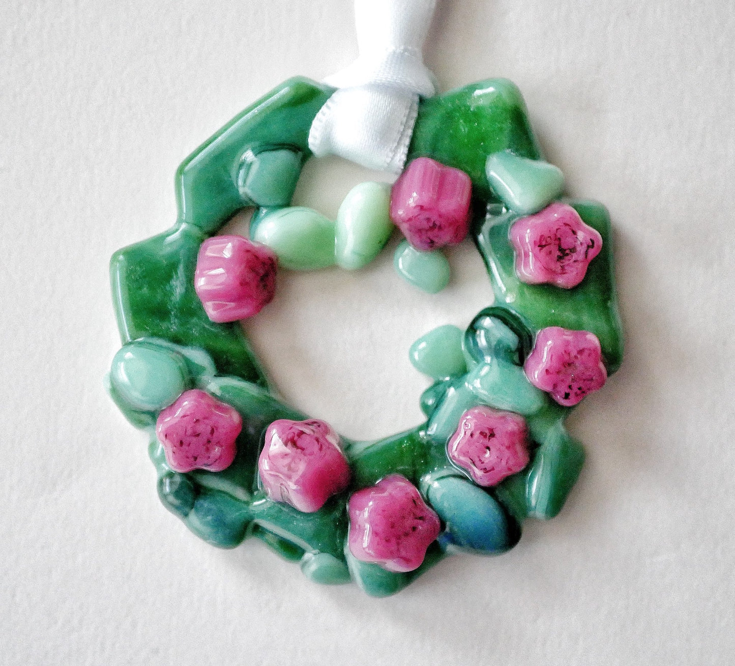 Bumpy Wreath with Dark Pink Floral Ornaments (Small)