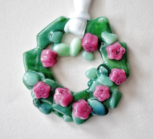 Bumpy Wreath with Dark Pink Floral Ornaments (Small)