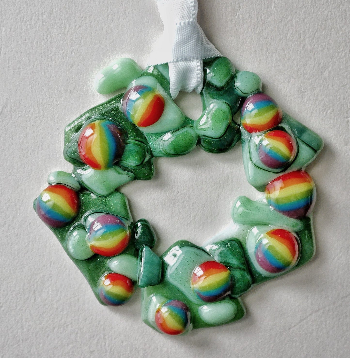 Bumpy Geometric Wreath with Rainbow Ornaments (Small)