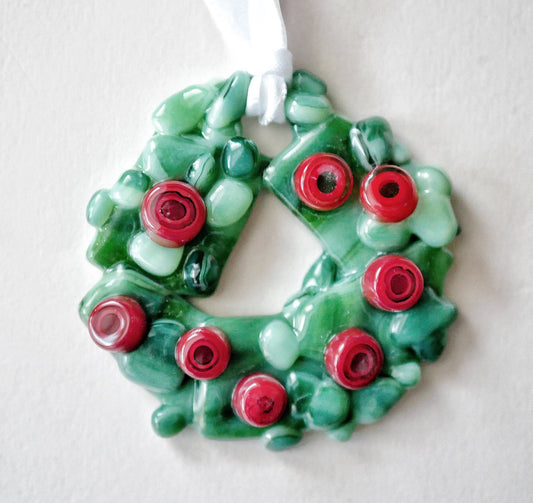 Bumpy Wreath with Red Murrine Ornaments #2 (Small)