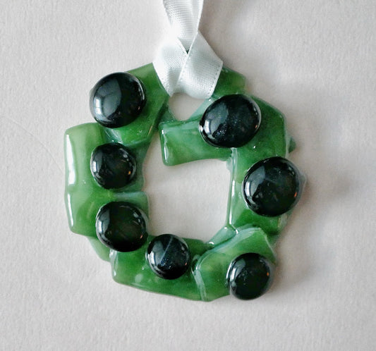 Bumpy Wreath with Galaxy Ornaments (Small)