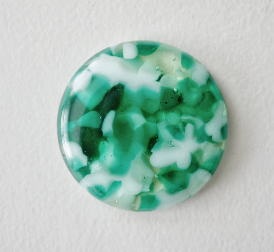 Round Worry Stone: Mottled Green and White