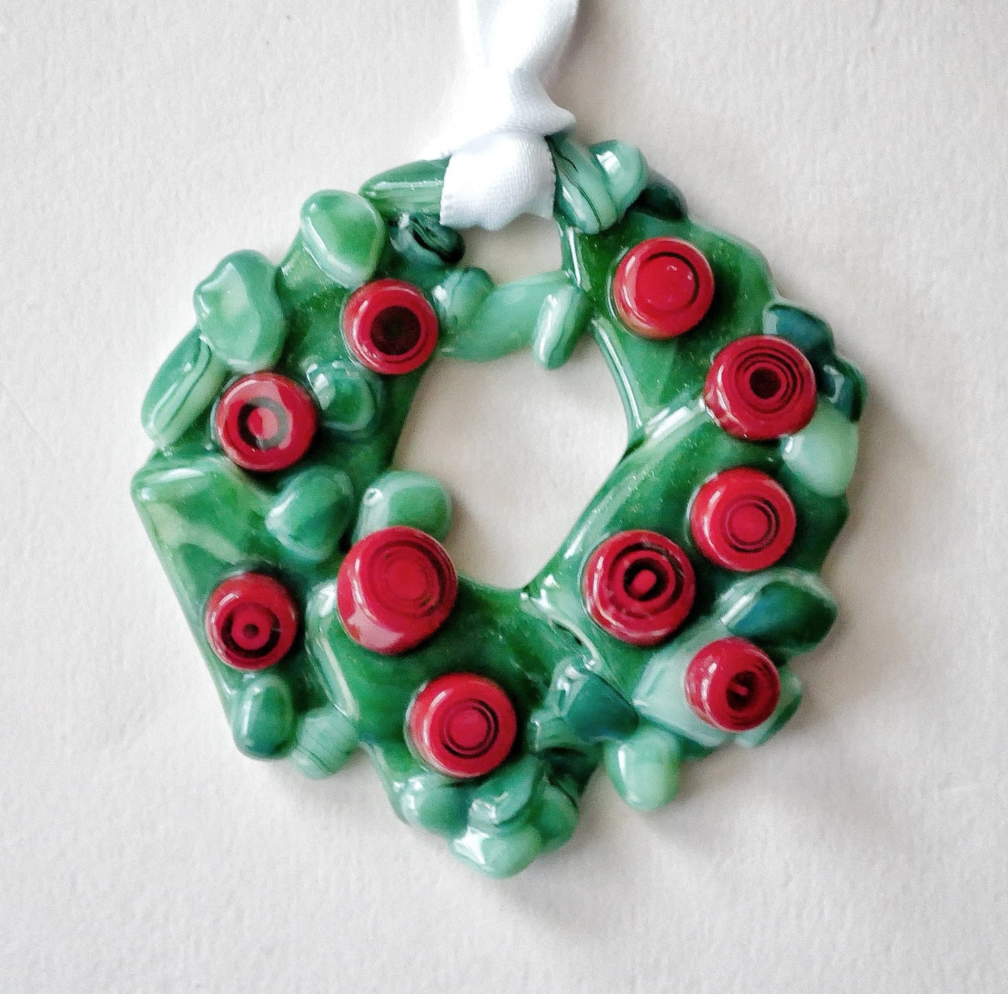 Bumpy Wreath with Red Murrine Ornaments #3 (Small)